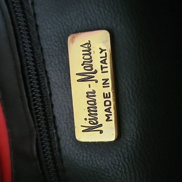 Neiman Marcus Mini Red belt bag Small Made In Italy 🥰❤💋 - Picture 6 of 11